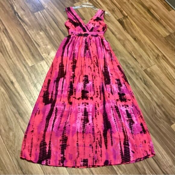 What’eva bare Back Plunging V-neck Lined‎ Maxi Dress Small - Picture 9 of 10